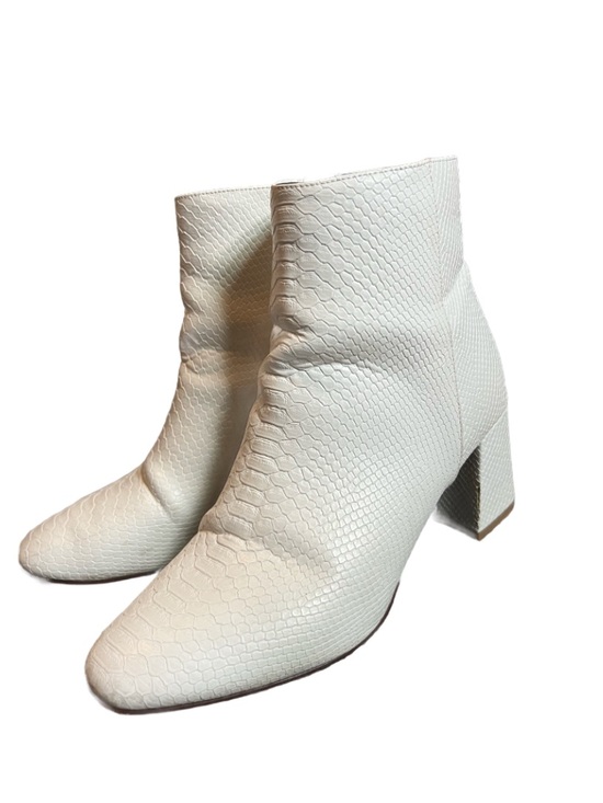 Amazon Shoes - Amazon White Textured Ankle Booties with Block Heel